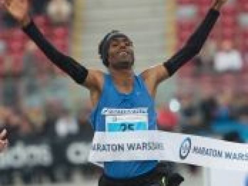 Maraton Warszawski: zwycięstwo Shegumo