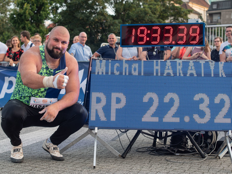 Rekord Polski Michała Haratyka! 22.32 w Warszawie