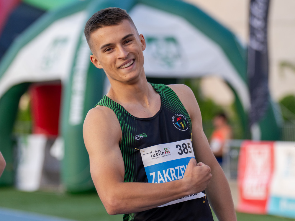 77. PZLA MP U20: 10.16 (z wiatrem) Marka Zakrzewskiego w biegu na 100 metrów