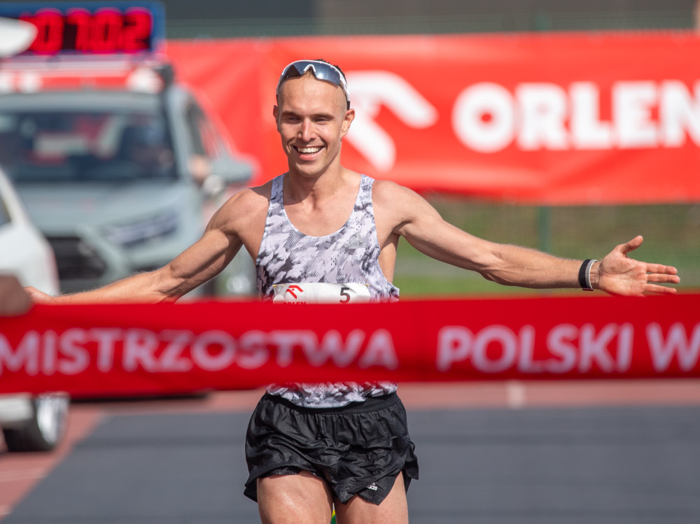 Grudziądz: Brzezińska i Głogowski mistrzami Polski w półmaratonie