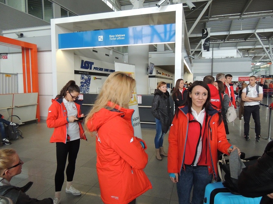 04/03/2015, wylot reprezentacji na HME do Pragi obrazek 8