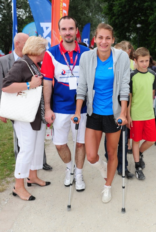 Lekkoatleci na Pikniku Olimpijskim(fot Marek Biczyk) obrazek 1